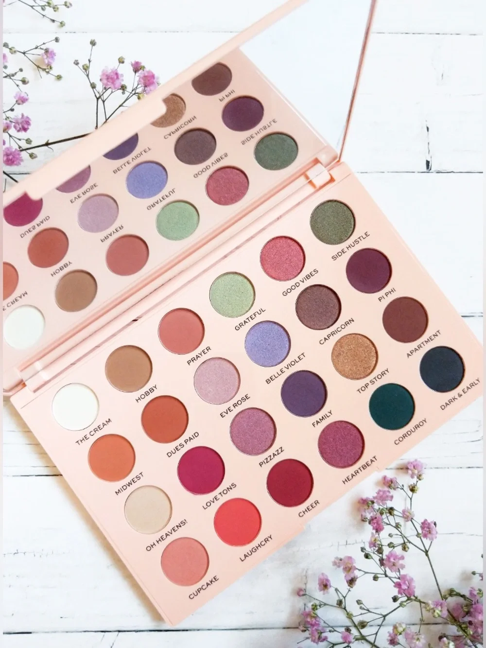 NIB Makeup Revolution The Emily Edit - The Wants Eyeshadow Palette